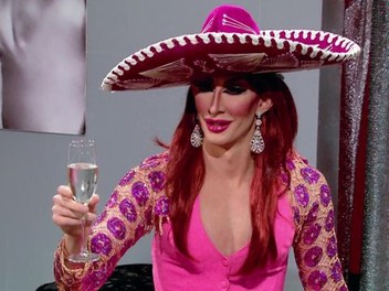 Rupaul's drag race season 5 episode 12 hotsell untucked