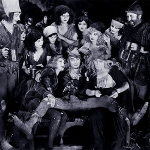 The Beloved Rogue (1927) photo 7