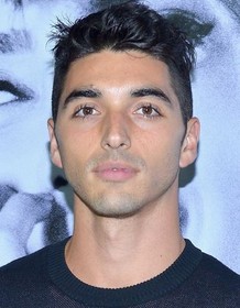 Taylor Zakhar