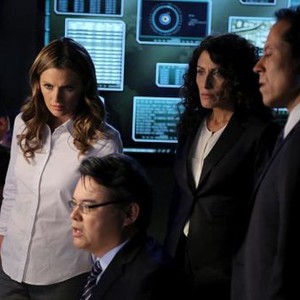 Castle, from left: Stana Katic, Peter James Smith, Lisa Edelstein, Yancey Arias, 'Dreamworld', Season 6, Ep. #2, 09/30/2013, ©ABC