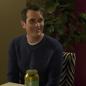 Modern Family, Ty Burrell, 'The Cover-Up', Season 7, Ep. #16, 03/16/2016, ©ABC
