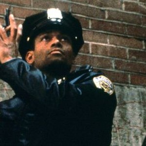 In the Line of Duty: Street War (1992) photo 4