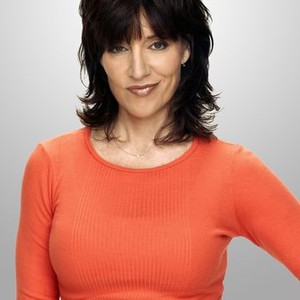 Katey Sagal as Cate Hennessy