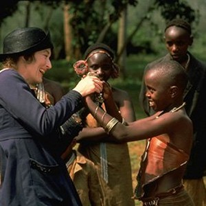 Meryl Streep (left) as Karen in "Out of Africa." photo 16