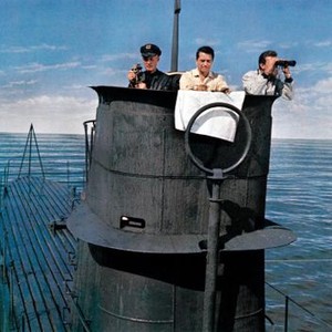 ASSAULT ON A QUEEN, from left: Alf Kjellin, Richard Conte, Anthony Franciosa, 1966