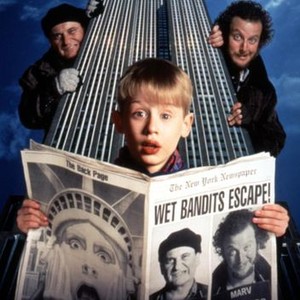 HOME ALONE 2: LOST IN NEW YORK, Joe Pesci, Macaulay Culkin, Daniel Stern, 1992, TM and Copyright (c)20th Century Fox Film Corp. All rights reserved.