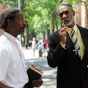 RED HOOK SUMMER, from left: Clarke Peters, Thomas Jefferson Byrd, 2012. ph: Winter Coleman/©Variance Films