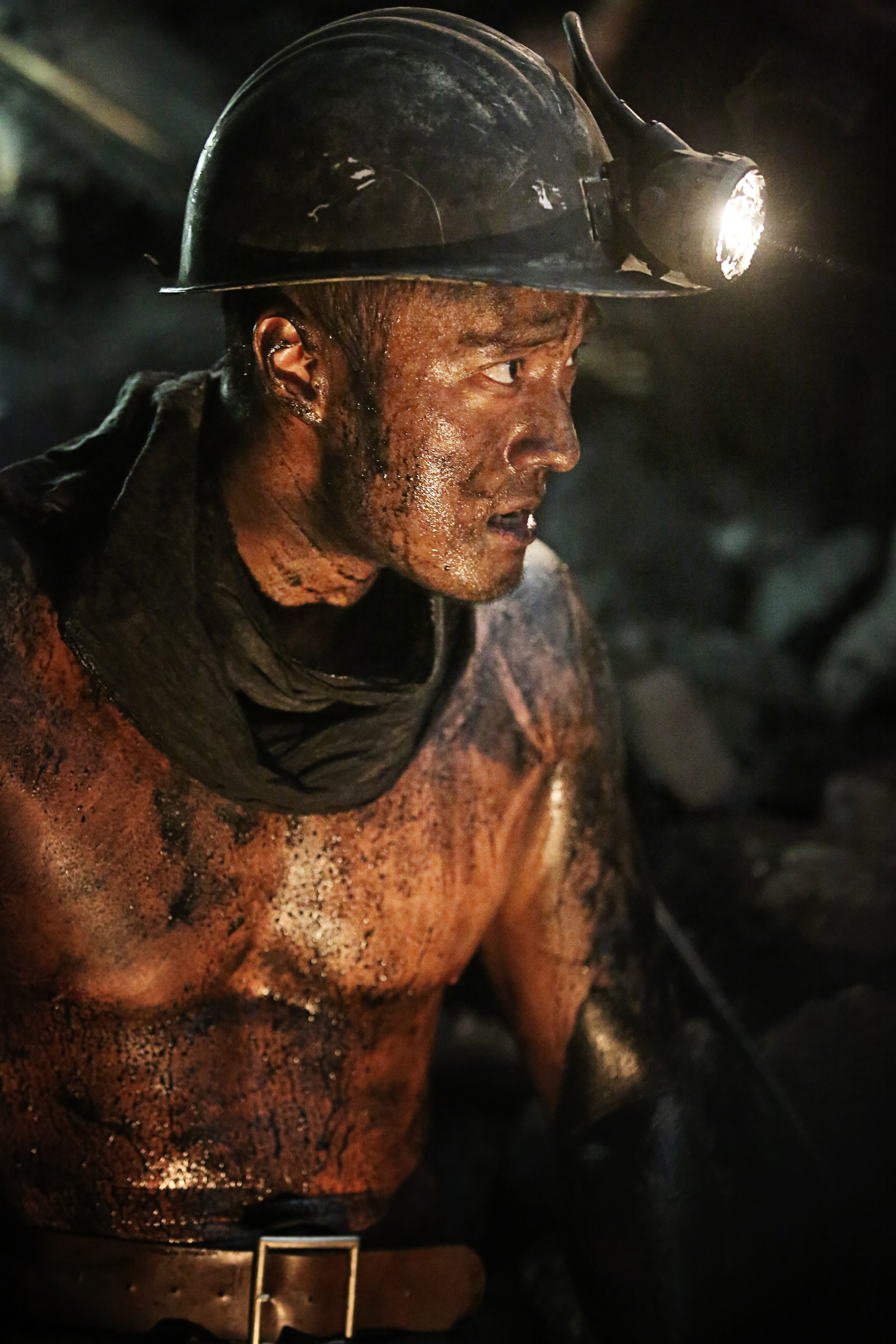 "The Battleship Island photo 15"