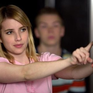 WE'RE THE MILLERS, l-r: Emma Roberts, Will Poulter, 2013, ph: Michael Tackett/©Warner Bros. Pictures