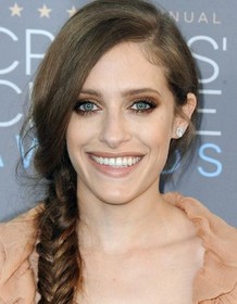 Carly Chaikin