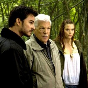 MY BLOODY VALENTINE, (aka MY BLOODY VALENTINE 3-D),  from left: Kerr Smith, Tom Atkins, Jaime King, 2009. ©LionsGate
