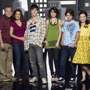 David DeLuise, Maria Canals, David Henrie, Selena Gomez, Jake T. Austin and Jennifer Stone (from left)