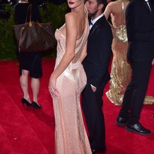 Rosie Huntington Whiteley at arrivals for ''CHINA: Through The Looking Glass'' Opening Night Met Gala - Part 1, The Metropolitan Museum of Art Costume Institute, New York, NY May 4, 2015. Photo By: Gregorio T. Binuya/Everett Collection