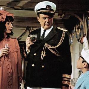 THE SPIRIT IS WILLING, from left, Cass Daley, John McGiver, 1967