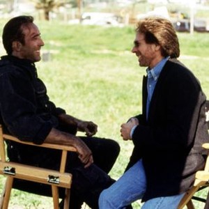 THE ROCK, Nicolas Cage, producer Jerry Bruckheimer on set, 1996(c) Buena Vista Pictures.