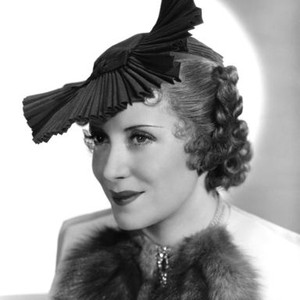 THE BIG BROADCAST OF 1937, Gracie Allen, in sable-trimmed suit and fluted faille hat by Travis Banton, 1936