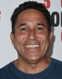Oscar Nunez