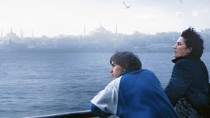 Crossing Film İnceleme | Arakat Mag