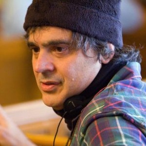 CEDAR RAPIDS, director Miguel Arteta, on set, 2011. ph: Zade Rosenthal/TM and Copyright ©Fox Searchlight Pictures. All rights reserved.
