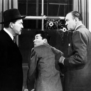 MURDER OVER NEW YORK, from left: Sidney Toler, Victor Sen Yung, Donald McBride, 1940