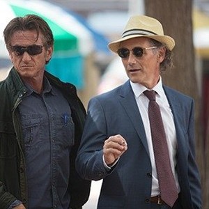 (L-R) Sean Penn as Jim Terrier and Mark Rylance as Cox in "The Gunman." photo 7