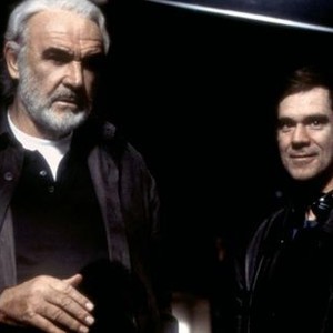FINDING FORRESTER, Sean Connery, director Gus Van Sant, on set, 2000. (c)Columbia Pictures