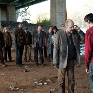 (L-R) Rob Corddry as M and Nicholas Hoult as R in "Warm Bodies." photo 3