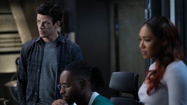 The flash season hotsell 2 full episodes