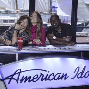 American Idol, Steven Tyler (L), Jennifer Lopez (C), Randy Jackson (R), 06/11/2002, ©FOX