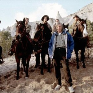 YOUNG GUNS II, Director Geoff Murphy (front), Lou Diamond Phillips, Kiefer Sutherland, Alan Ruck, Balthazar Getty, Emilio Estevez, 1990, TM and Copyright (c)20th Century Fox Film Corp. All rights reserved.