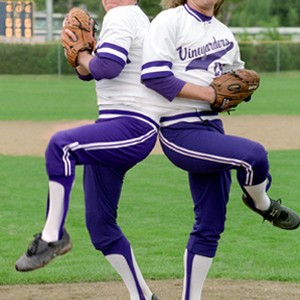 Conjoined twins Bob Tenor (Matt Damon, left) and Walt Tenor (Greg Kinnear) display their talents on the pitching mound. photo 20