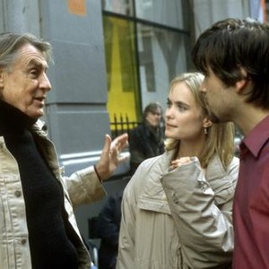 PHONE BOOTH, Director Joel Schumacher, Radha Mitchell, Colin Farrell on the set, 2003, TM & Copyright (c) 20th Century Fox Film Corp. All rights reserved.