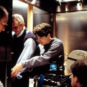 EXTREME MEASURES, Hugh Grant, Michael Apted, on-set, 1996.