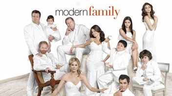 Watch modern family 2025 season 3 online free