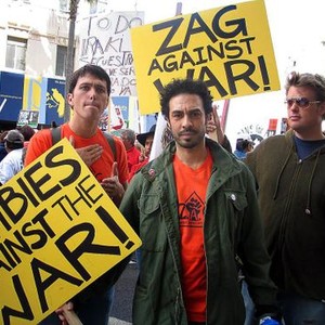 AMERICAN ZOMBIE, Al Vicente (center), 2007. ©iHQ