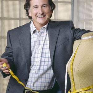 Mark Linn-Baker as Alan Arnold