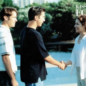 KISSING A FOOL, from left: Jason Lee, David Schwimmer, Mili Avital, 1998, © Universal