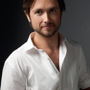 Justin Chatwin as Steve