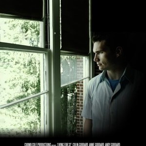 Living for 32 (2010) photo 4
