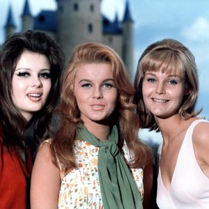 THE PLEASURE SEEKERS, Pamela Tiffin, Ann-Margret, Carol Lynley, 1964. TM and Copyright © 20th Century Fox Film Corp. All rights reserved..