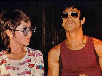 Bruce lee his last days his last nights hot sale