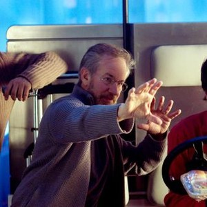 THE TERMINAL, Cinematographer Janusz Kaminski, Director Steven Spielberg, Diego Luna, 2004, (c) DreamWorks