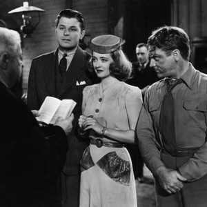 THE BRIDE CAME C.O.D., Harry Holman, Jack Carson, Bette Davis, James Cagney, 1941