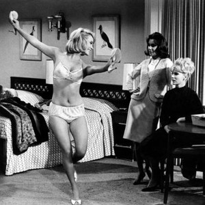 GET YOURSELF A COLLEGE GIRL, Chris Noel, Mary Ann Mobley, Joan O'Brien, 1964