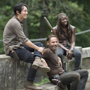 The Walking Dead, Steven Yeun (L), Andrew Lincoln (C), Danai Gurira (R), 'Them', Season 5, Ep. #10, 02/15/2015, ©AMC