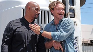 Lethal weapon season 1 full episodes hot sale