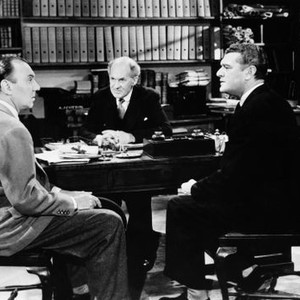 HOME AT SEVEN, (aka MURDER ON MONDAY), from left: Ralph Richardson, Frederick Piper, Jack Hawkins, 1952