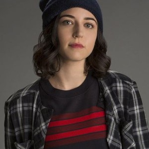 Annabelle Attanasio as Cable McCrory