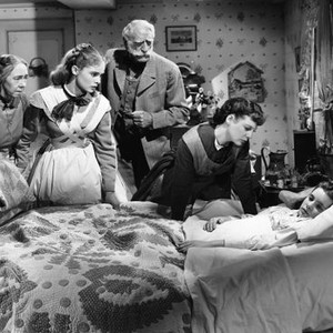 LITTLE WOMEN, standing from left: Elizabeth Patterson, Janet Leigh, C. Aubrey Smith, June Allyson, Margaret O'Brien (in bed), 1949,  littlewomen1948-fsct09, Photo by:  (littlewomen1948-fsct09)