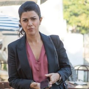 Homeland, Nimrat Kaur, 'From A to Be and Back Again', Season 4, Ep. #6, 11/02/2014, ©SHO